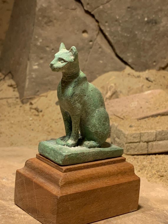 Egyptian cat statue - Bast / Bastet - Goddess of music, joy, dance & protector of the home