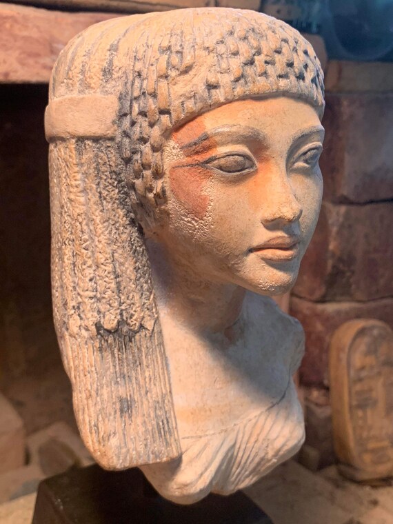 Ancient Egyptian statue Amarna princess. Daughter of Nefertiti