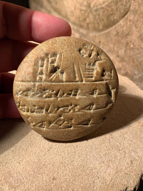 Sumerian / Babylon / Assyrian Cuneiform tablets - Ancient writing Mesopotamia