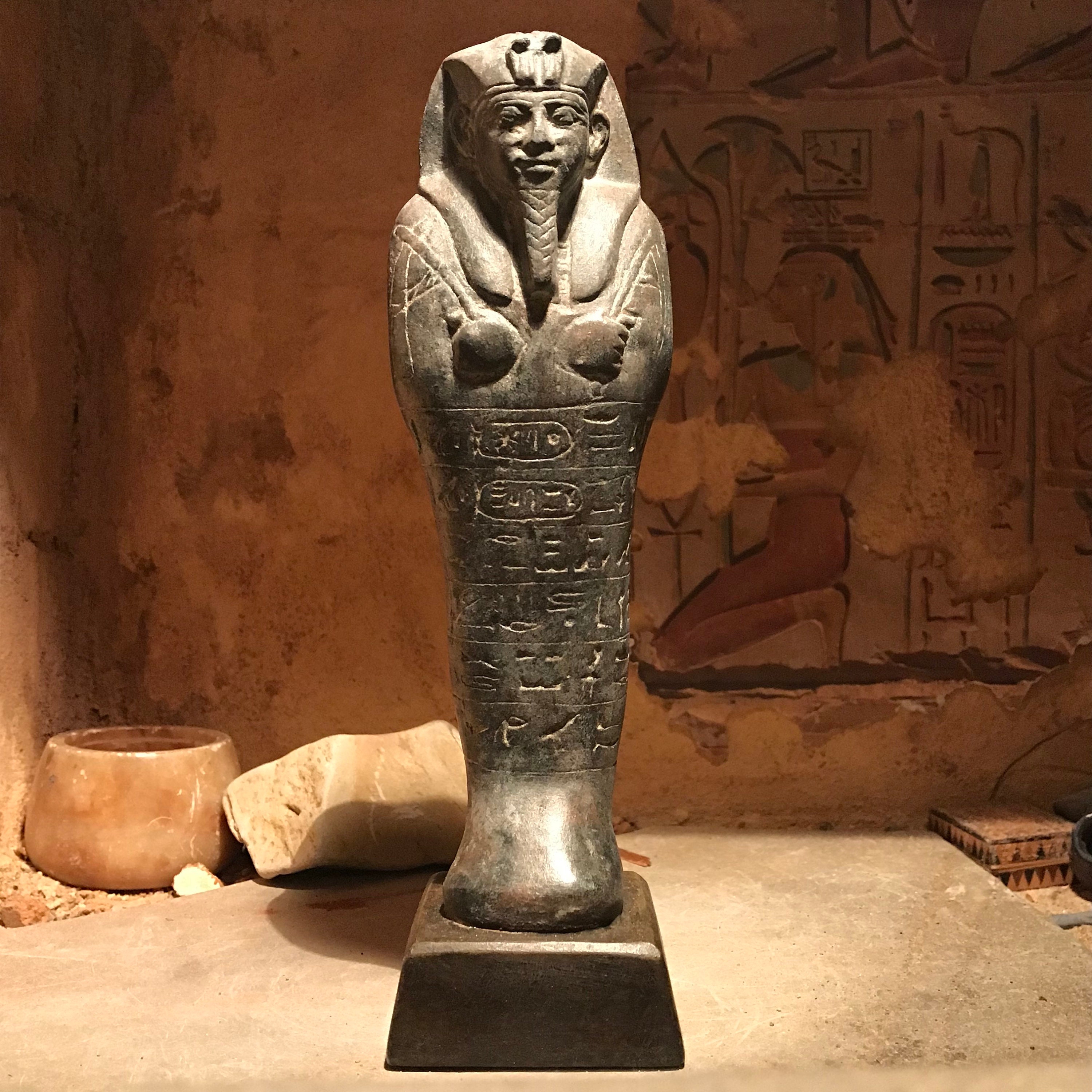 Egyptian statue / Kushite King ushabti figure of Senkamanisken