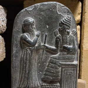 Babylon law code of Hammurabi - Akkadian Cuneiform Mesopotamian art / sculpture