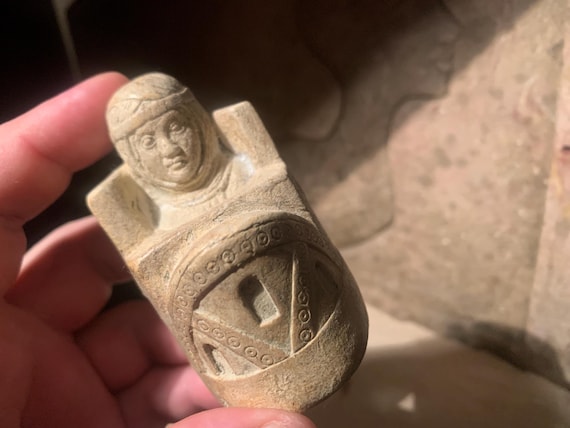 Medieval Chess piece statue - Spanish Queen in a castle - 12th century replica