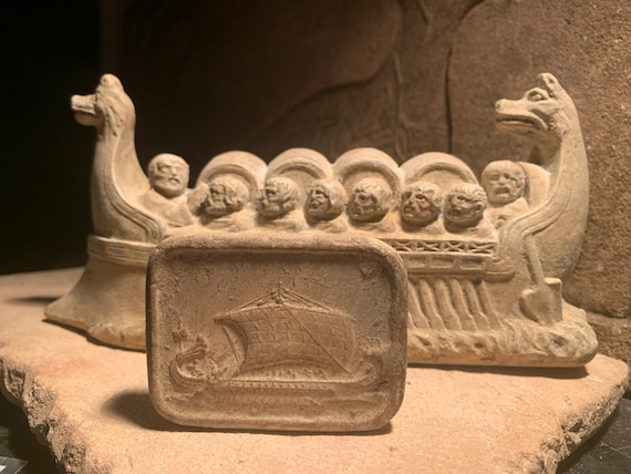 Roman boat statue / sculpture / art - Neumagen Dhron wine ship. Ancient Germania