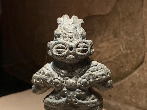 Dogu statue - Ancient Japanese sculpture - Jomon replica - Chariots of the god
