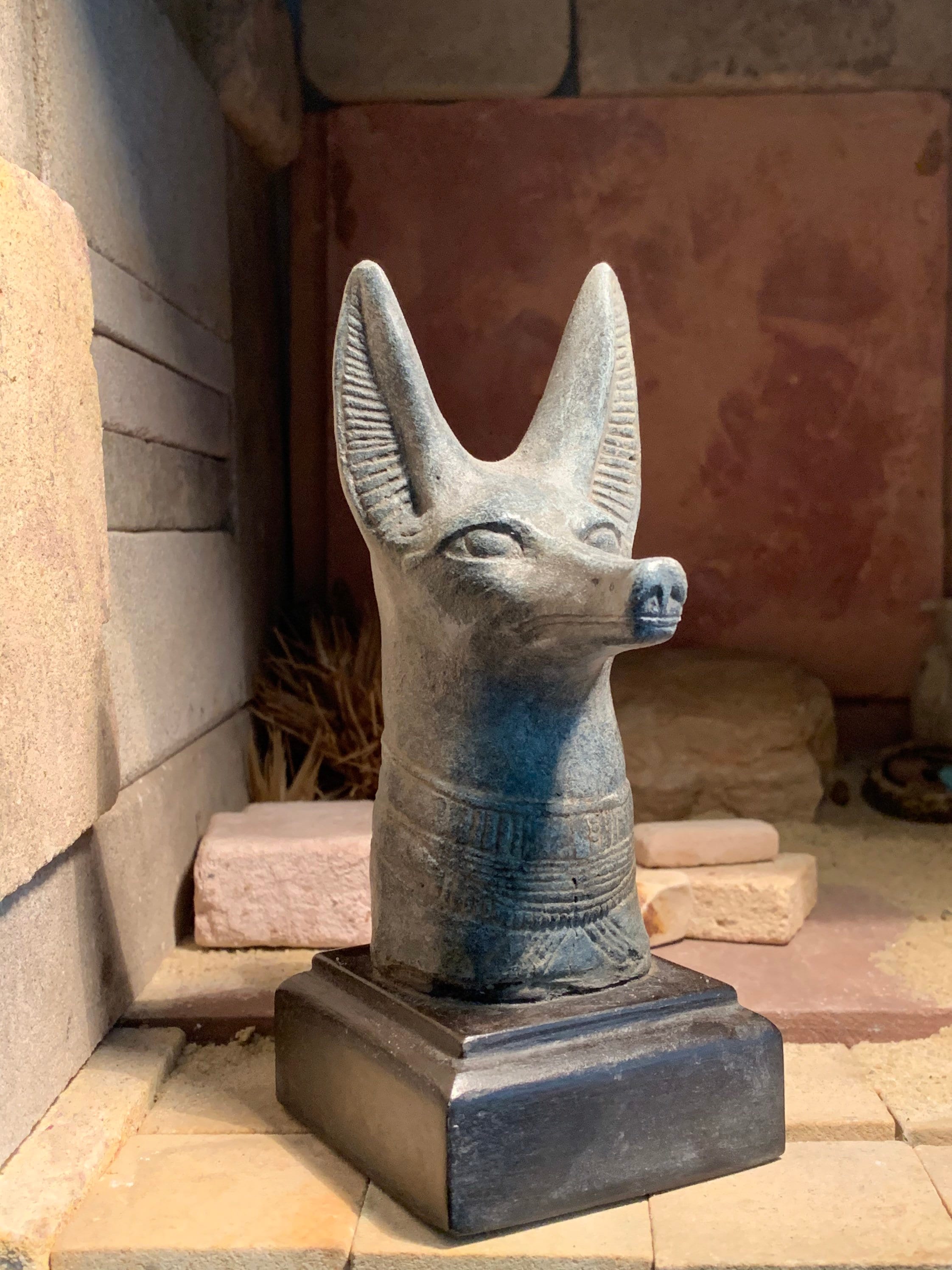 Egyptian statue / art Anubis bust replica Mummification god Jackal