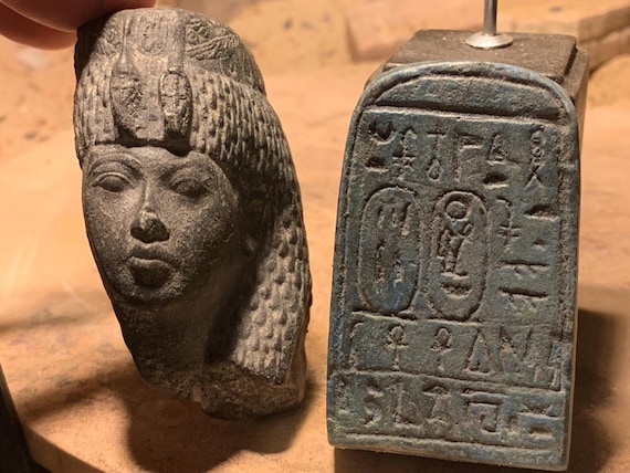 Egyptian statue / sculpture - Queen Tiye - 18th dynasty - Akhenaten's mother / Tut's Grandma
