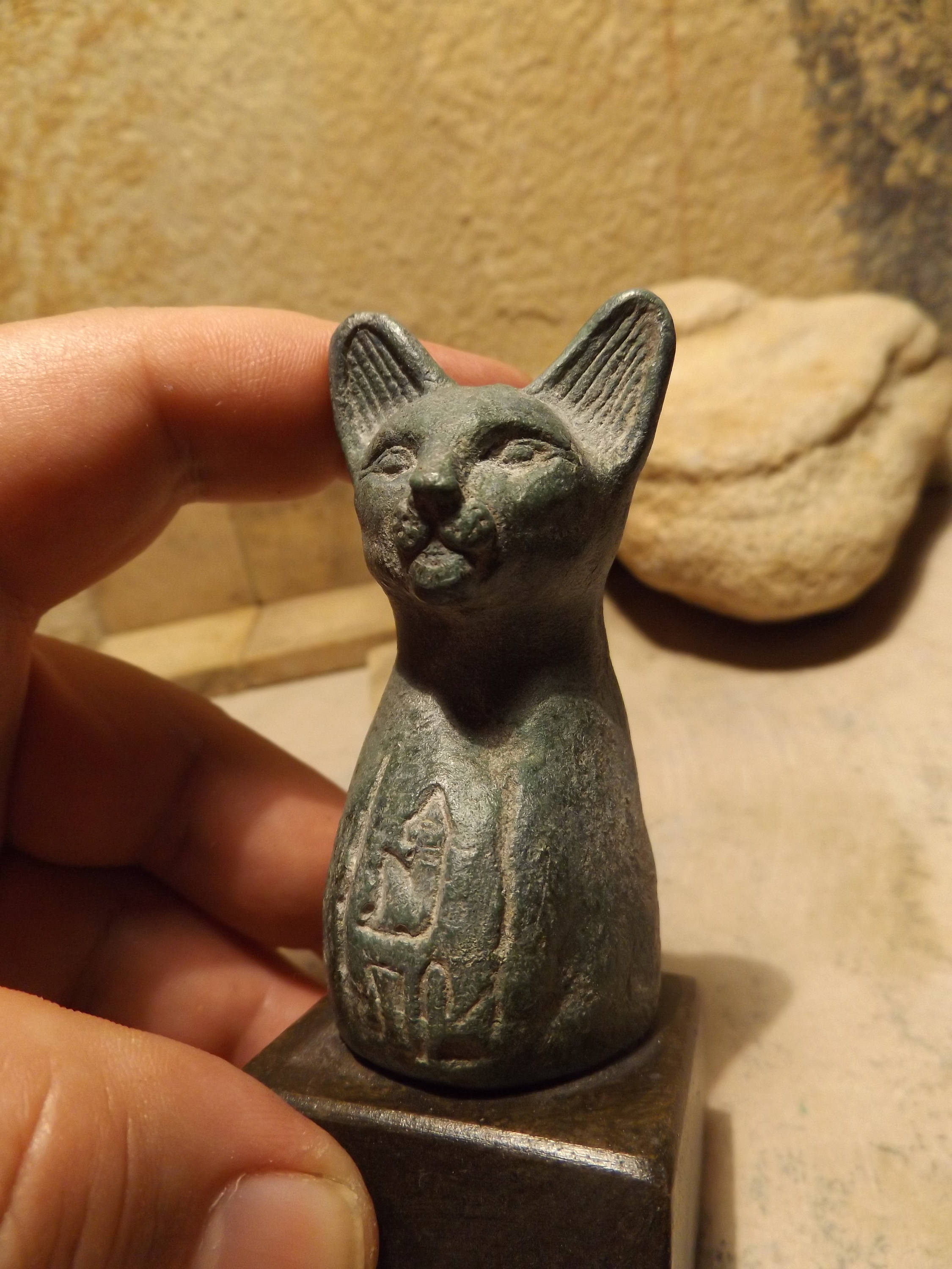unique cat statues