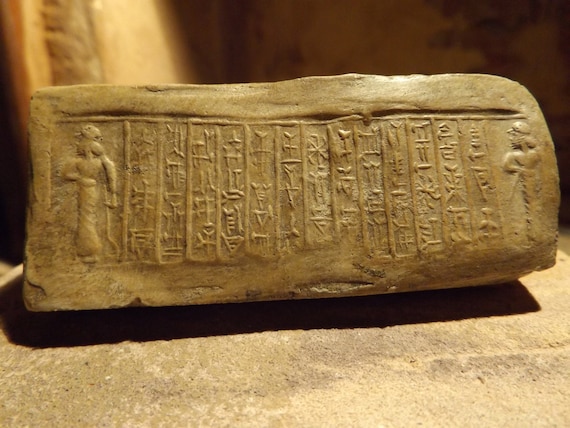 Mesopotamian cuneiform writing on cylinder seal impression - Kassite