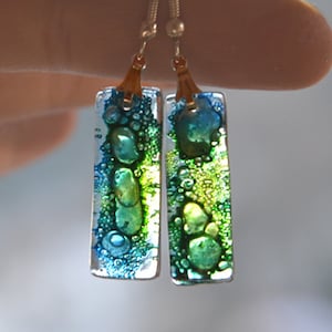 Glass earrings in intense colors GREEN & BLUE with plenty bubbles inside, statement earrings, boho, unique, stylish jewelry, eyecatchy