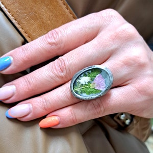 LITTLE MEADOW dried flowers terrarium ring, real plants jewelry, fern, wildflowers ring, floral jewelry, pressed flower, meadow, old silver
