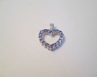 10k White Gold and Tanzanite Heart Pendant