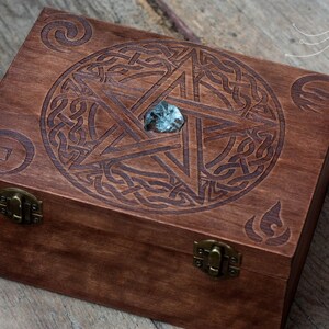 Pentagram wooden altar box Pentacle Stash box Wicca Wiccan vintage jewelry box Tarot box image 2