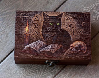 Scatola portagioie in legno con gatto magico inciso: scatola ricordo in stile vintage