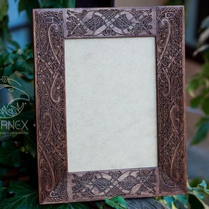 Wooden photoframe with celtic ornament | Photo frame with window 16.5x11.5 cm | photo frame | picture frame