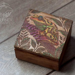 Frog Box Set Beautiful Little Tree Frog Box | Engraved Wooden Box | Custom Vintage ...