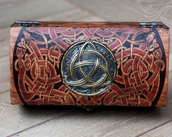 Handmade Viking Triquetra Box: Engraved crafted vintage Wooden Keepsake with Triquetrum