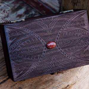 Houten unieke tarotbox op maat | gegraveerde houten kist | vintage sieraden doos | kaartendoos