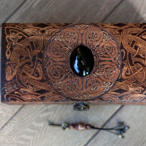 Vintage wooden celtic jewelry box custom engraved box craft work wooden chest 画像 3