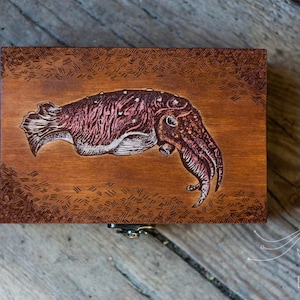 gioielli in legno Сuttlefish box / scatola di gioielli vintage / Tarocchi box / scatola per ponte