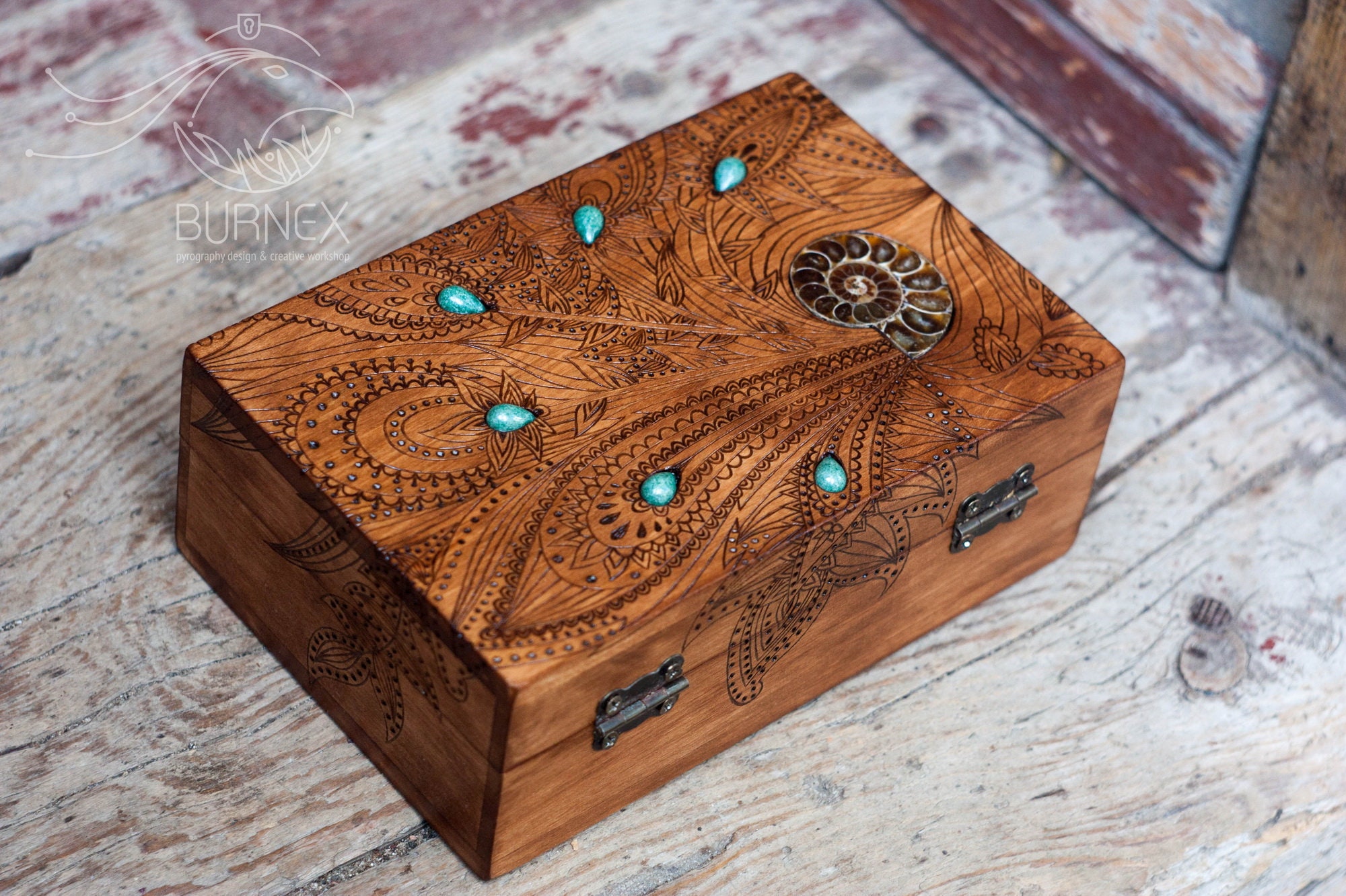 Coffret Boite Rectangulaire En Bois Motifs Sculptée Fleur Art Populaire Ancien