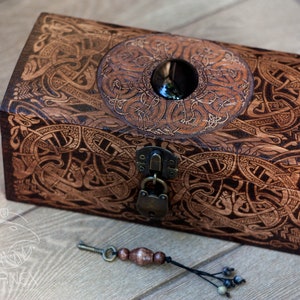 Vintage wooden celtic jewelry box custom engraved box craft work wooden chest 画像 2