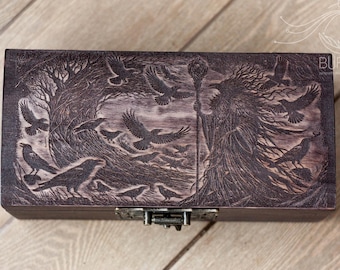 Gothic Raven Keepsake Box: Dark Fantasy Style Jewelry Box