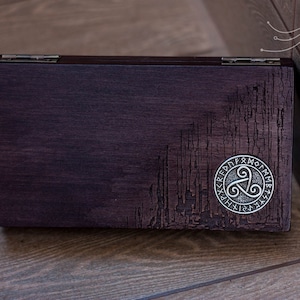 Triskelion vintage spaarpot | minimale Keltische design box |  | Celtic Card custom box