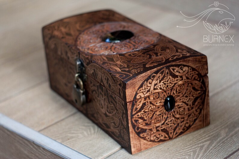 Vintage wooden celtic jewelry box custom engraved box craft work wooden chest 画像 5