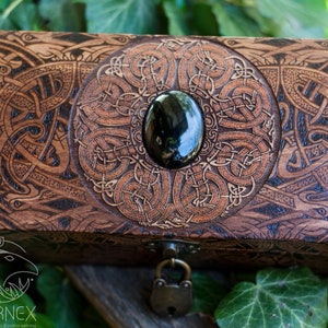 Vintage wooden celtic jewelry box custom engraved box craft work wooden chest 画像 8
