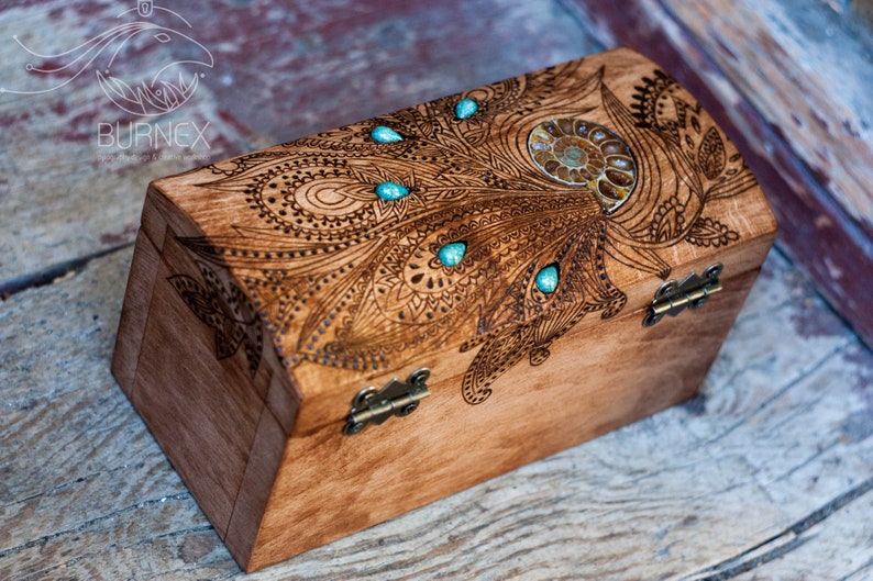 Boîte Souvenir Personnalisable Pour Animaux – En Bois Avec Incrustation Laiton – Pour Poils, Photos – Cadeau Réconfortant