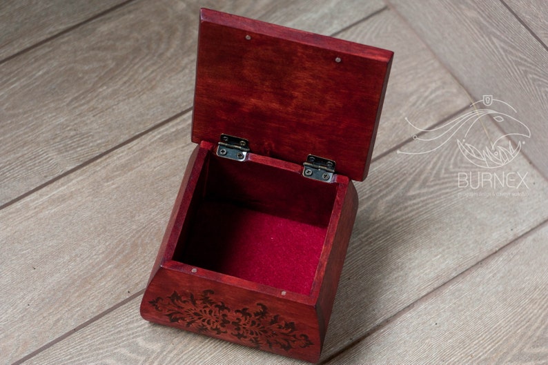 Wooden beautiful vintage jewelry box custom keepsake box box for rings image 9