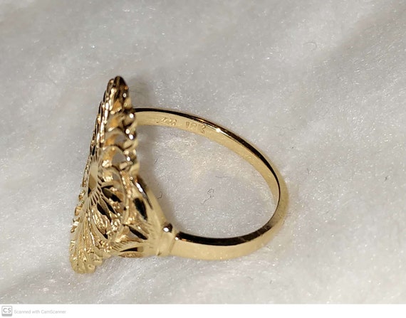 Vintage 18k Gold Filgree ring. Victorian style