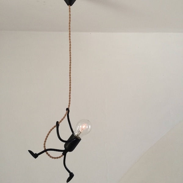 Mr.Bright THE ORIGINAL LIGHT. Playful Pendant Light. Unique, fun and versatile! This 27 cm tall lively rope climber is a great eyecatcher.