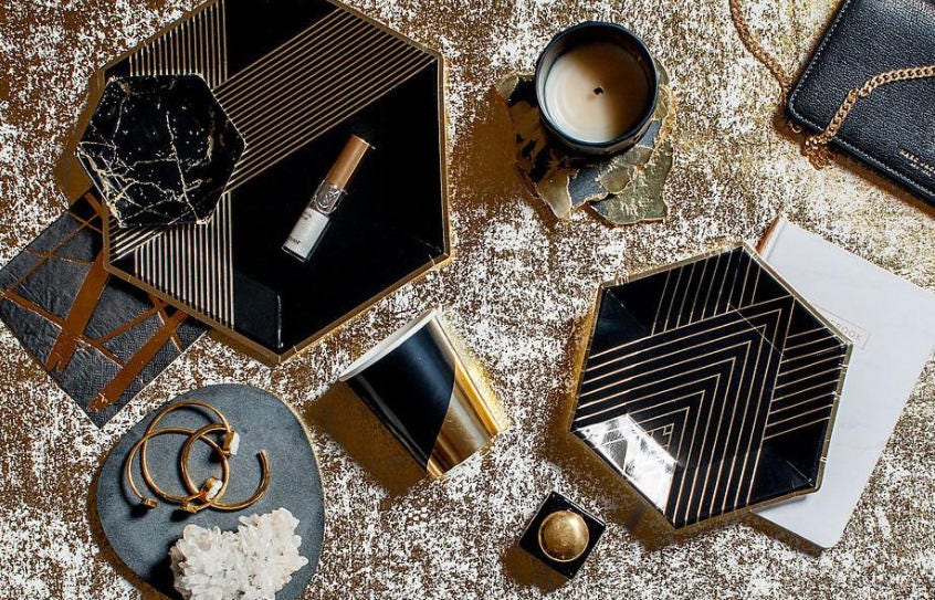 Black and Gold Striped Party Plates Large New Year Eve Party Etsy