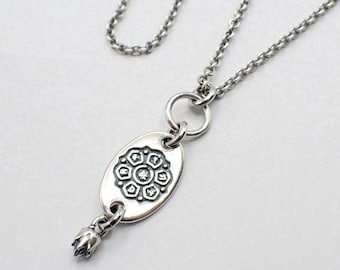 Collier Flower Lariat en argent sterling, oxydé, mandala