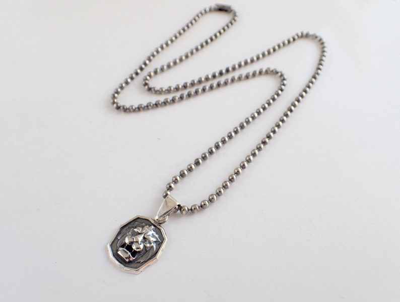 Small Pendant Sterling Silver Power Lion Medallion Mens Necklace Masculine