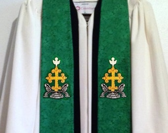 Green Stole with St Thomas Cross for Pastor