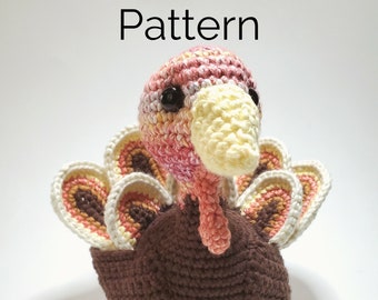 Teak the Turkey Crochet Pattern | Thanksgiving Amigurumi Pattern