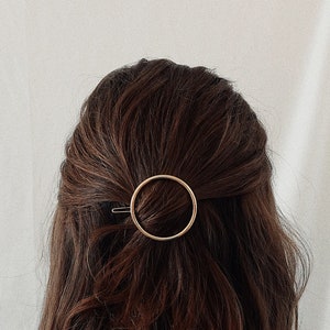 MAGNA NAKED runde Haarspange in Gold, Silber, Roségold / Brautschmuck / Brautjungfer / Haarclip / Geschenk / Haarschmuck groß Bild 5