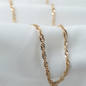 925 silver or 24k gold-plated Singapore chain – Fine necklace for women – Gift for her – Delicate jewelry – Layering necklace