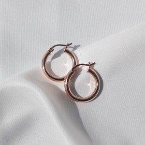 BLANCA MIDI Wide hoop earrings 20 mm in gold, silver or rose gold Rosé vergoldet 18 k