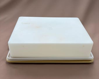Vintage Tupperware Harvest Gold Rectangular Cake Taker Carrier 622-3 Sheer Lid
