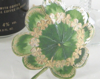 10 or 20 Shamrock Cocktail umbrellas St Patrick's Day paper drink umbrellas Cocktail Bar supplies cocktail umbrellas party decor table decor