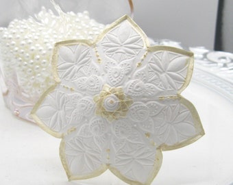 20 White embossed petals with pale gold edge Cocktail umbrellas white cocktail toppers paper tiny umbrella wedding reception wine bar supply