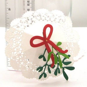 10 or 20 mistletoe  Xmas doily Cocktail umbrellas paper drink umbrellas Cocktail Bar supplies reception drink toppers party bar table decor