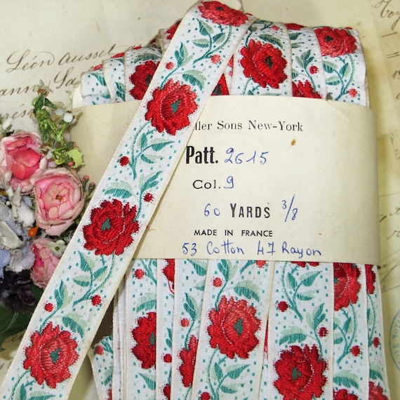 1y FRENCH FLOWER JACQUARD Ribbon Trapunto Trim Red Flower