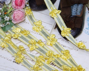YELLOW MINT ROCOCO French Trim, Sold by the Yard, Rosette Trim, celery Green, Flower Ribbon Ribbonwork Doll Dress antique  lace