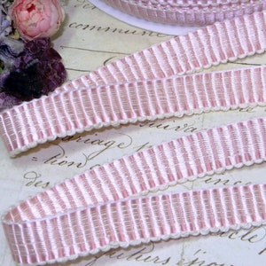 3y FRENCH PINK OMBRE Ribbed Trim Gimp tag: French Ombre Ribbon Ribbonwork Lampshade Passementerie antique Vintage Doll Dress 1920 Flapper