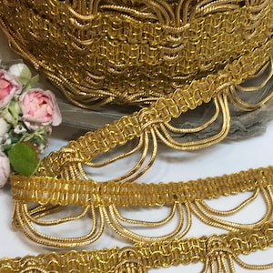 1 Bolt 10yd 1970 GOLD BRONZE METALLIC Trim Scalloped Ribbon tag: Showgirl costume Lampshade Curtains Drape Fabric Metal Ribbon Goth Vestment