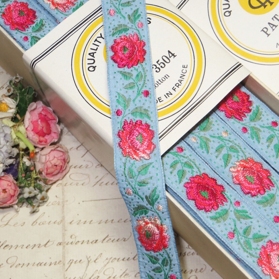 2y FRENCH FLOWER JACQUARD Ribbon Trapunto Trim Red Flower Roses Cotton ...